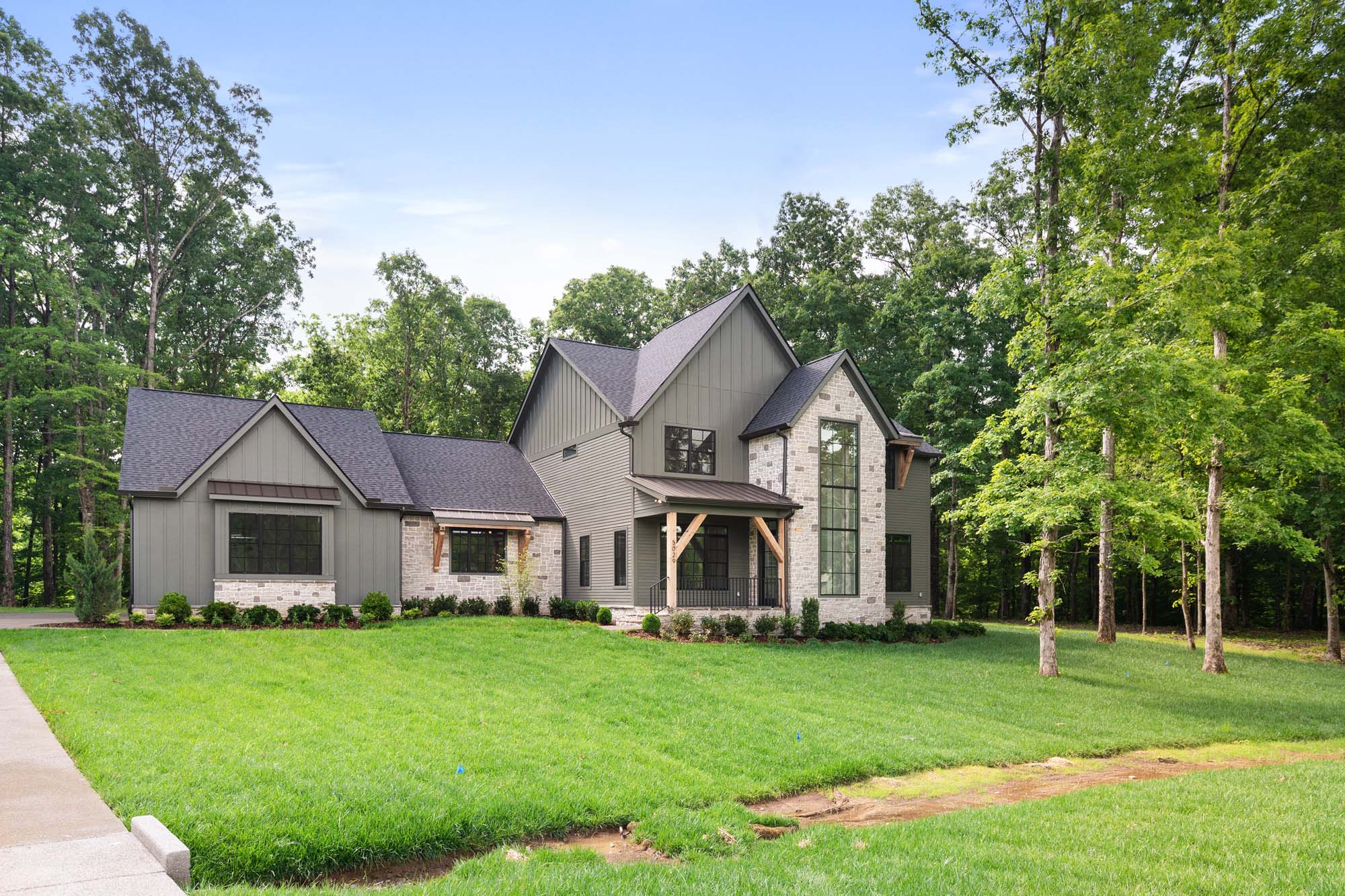 Blackberry Ridge home exterior and lawn